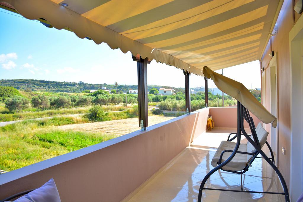 Luxury Suites In Stavromenos Esterno foto